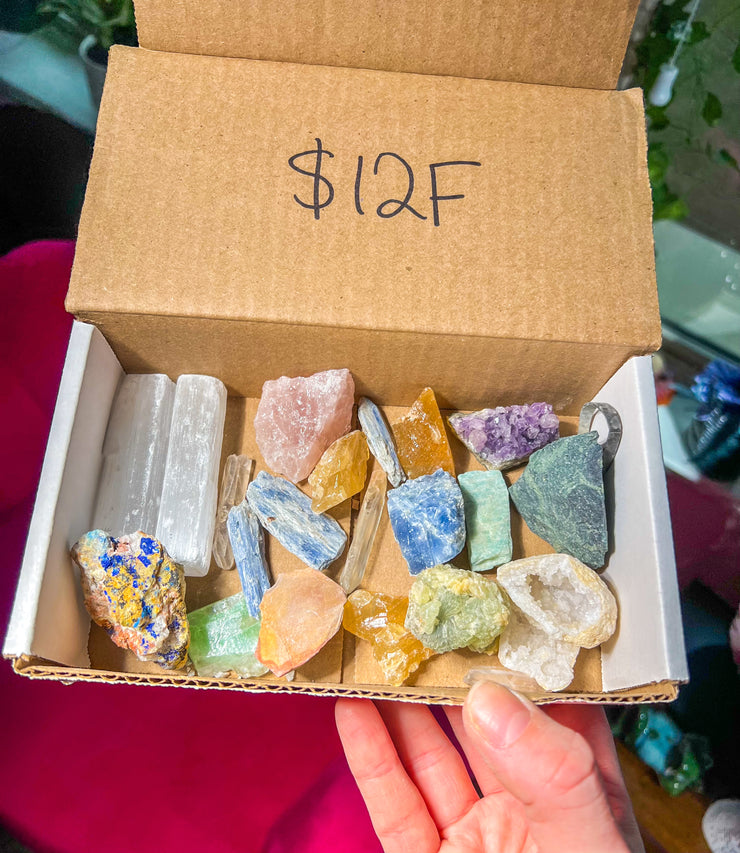 ⭐️ $12 Special ⭐️  Raw Crystal Boxes