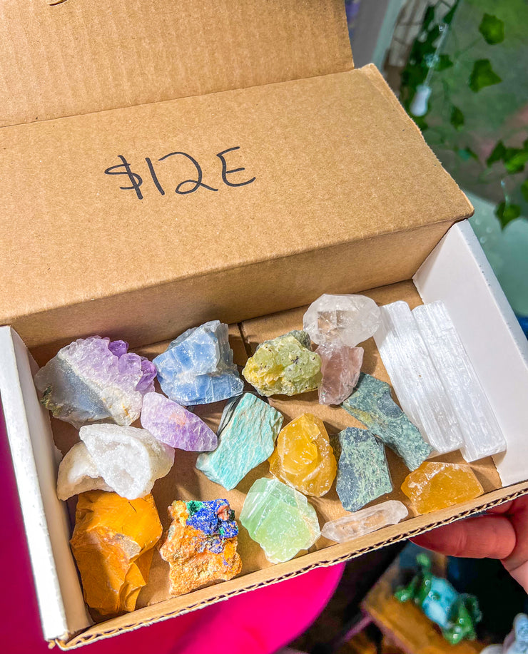 ⭐️ $12 Special ⭐️  Raw Crystal Boxes