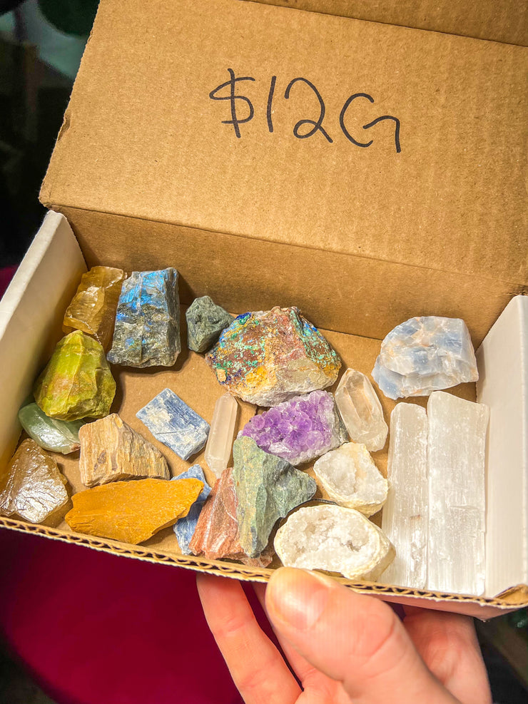 ⭐️ $12 Special ⭐️  Raw Crystal Boxes