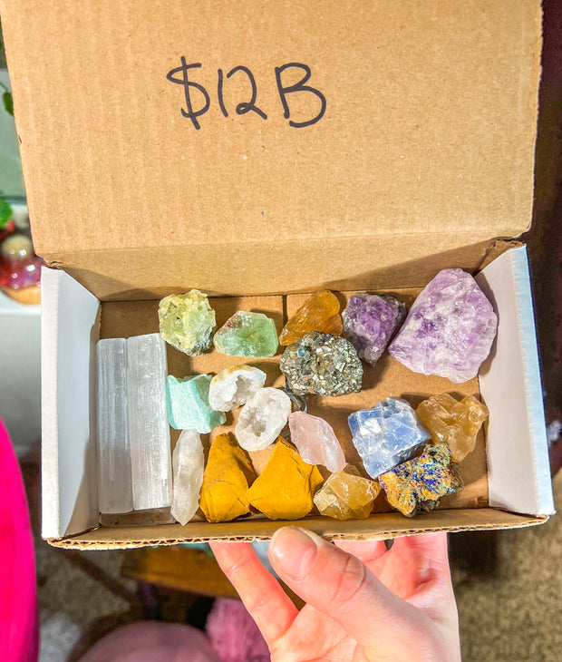 ⭐️ $12 Special ⭐️  Raw Crystal Boxes