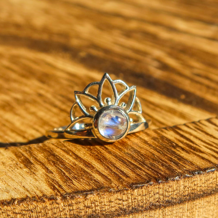 Rainbow Moonstone Flashy Mandala 925 Sterling Silver Ring | June Birthstone Unique Jewelry