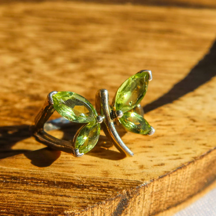 Multi Faceted Peridot Dragonfly 925 Sterling Silver Ring | Unique Jewelry