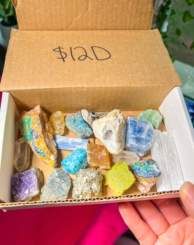 ⭐️ $12 Special ⭐️  Raw Crystal Boxes