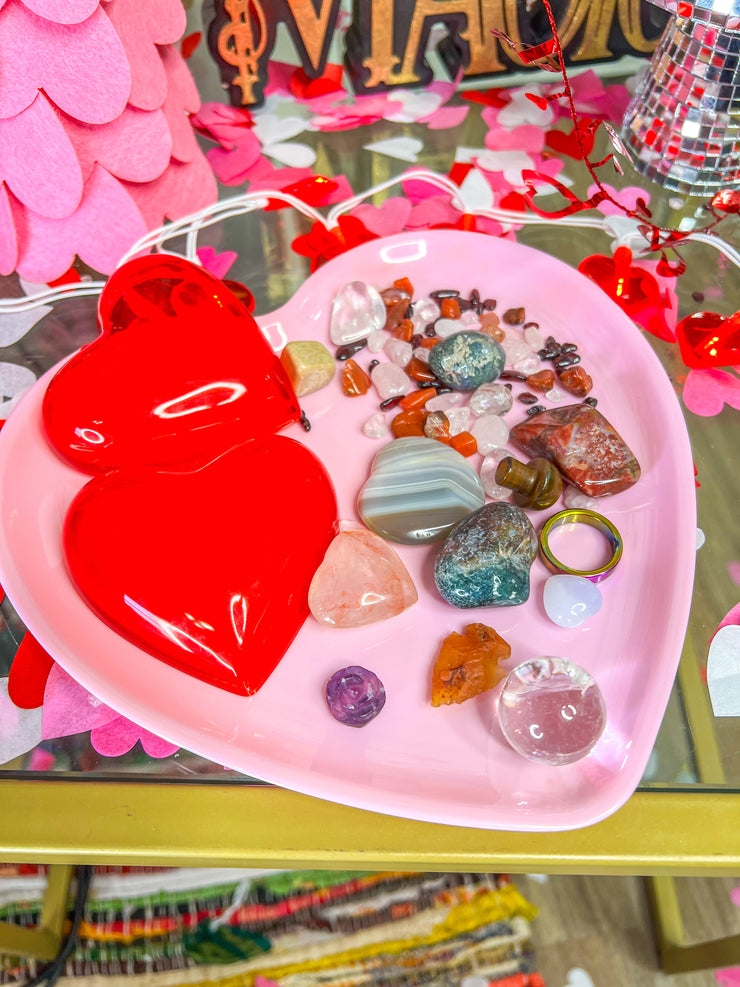 Crystal Confetti Filled Heart, 1 Scoop (~1/2 cup Per Scoop)